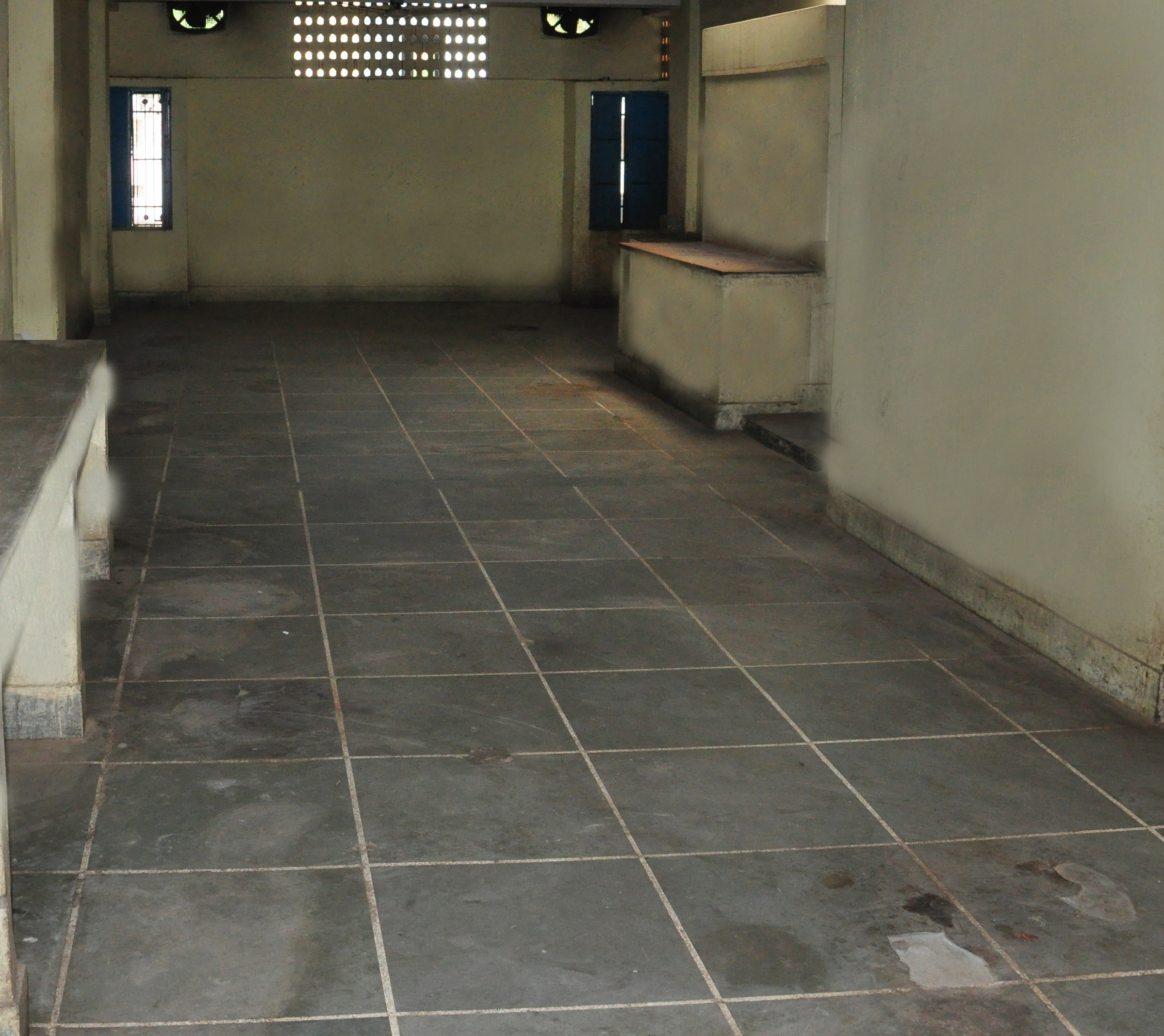 Big Closed Kitchen (B)
